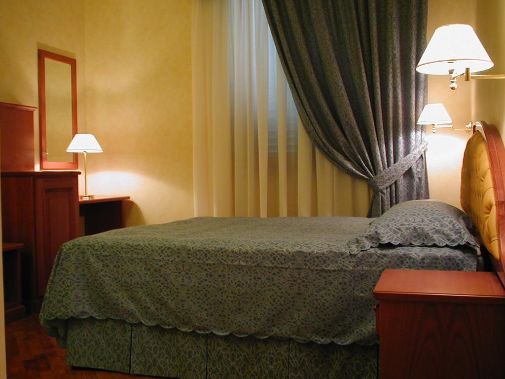 Hotel Antico Masetto Lamporecchio Exterior photo