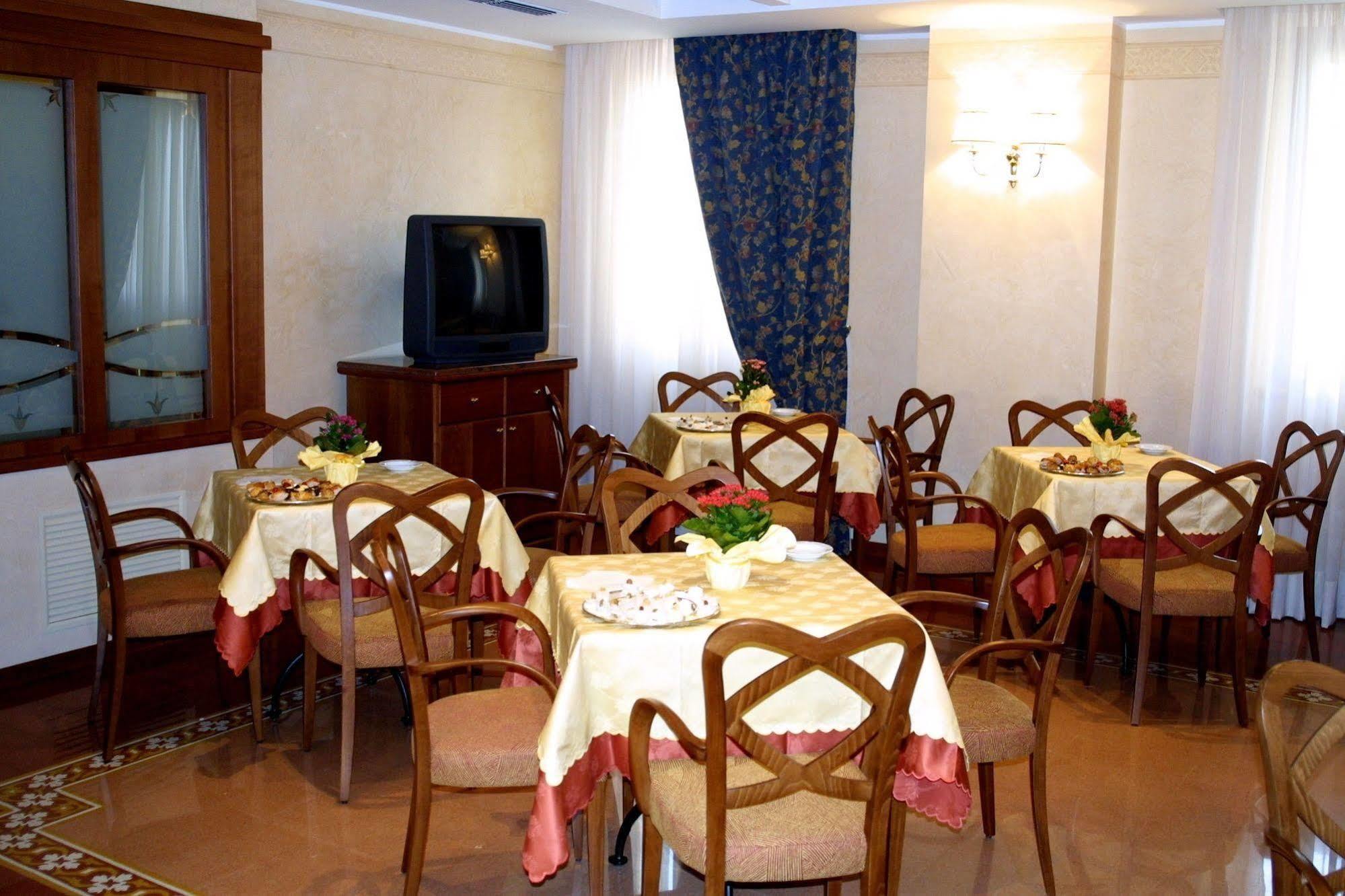 Hotel Antico Masetto Lamporecchio Restaurant photo
