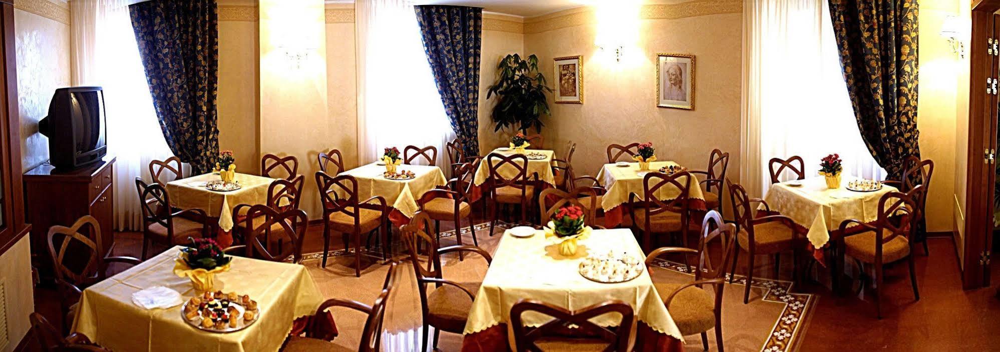 Hotel Antico Masetto Lamporecchio Exterior photo